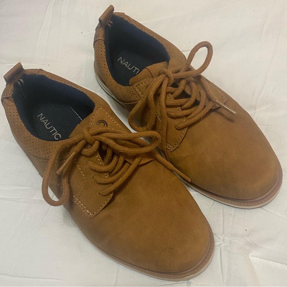 Nautica boys dress shoes- size 2